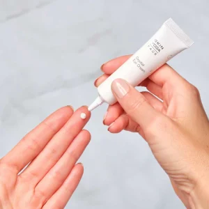 BÁLSAMO ANTIEDAD PARA CONTORNO DE OJOS SENSIBLES